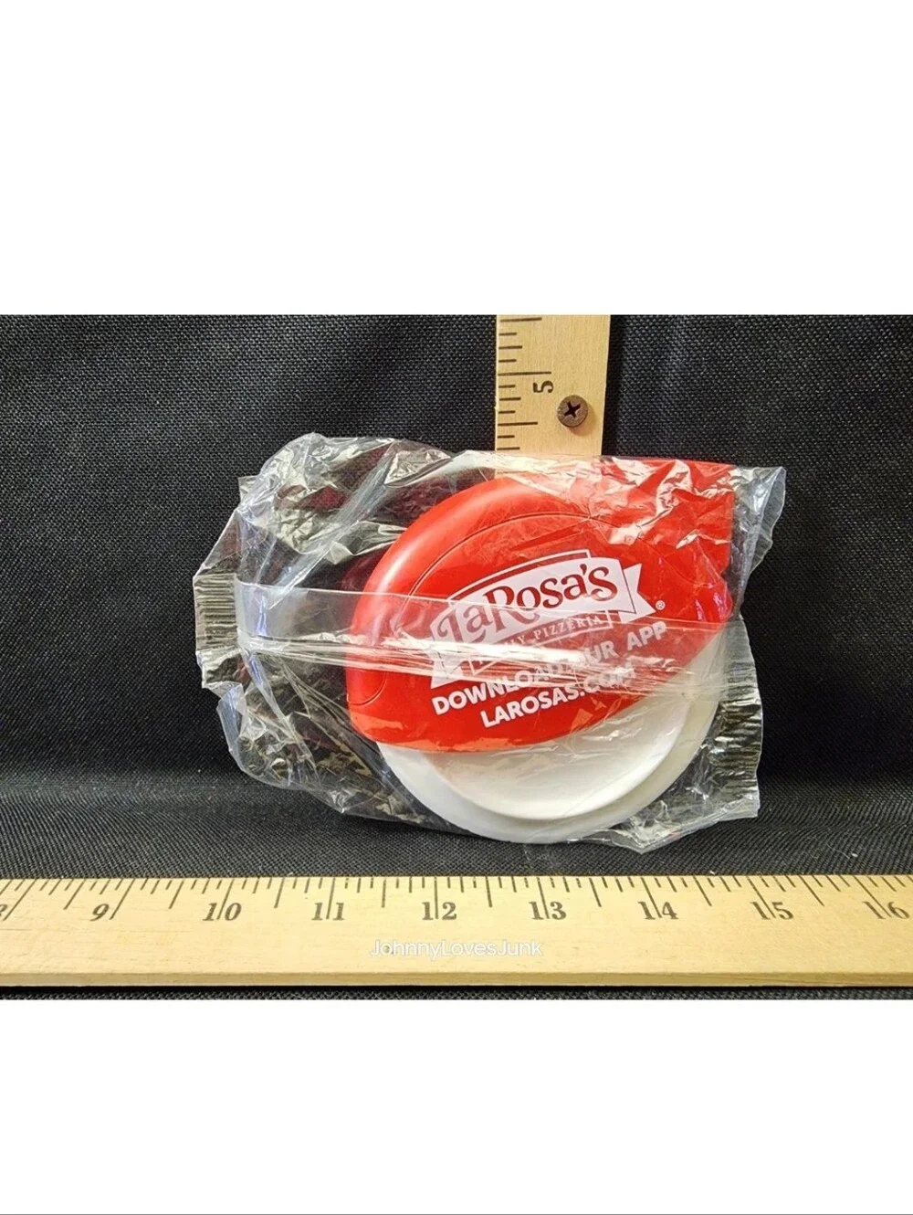 LaRosas item completely